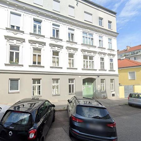 Zeus Design Apartment Schlosspark Schoenbrunn Wien Eksteriør bilde