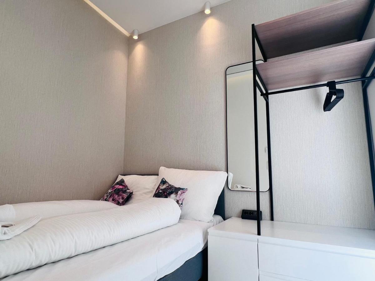 Zeus Design Apartment Schlosspark Schoenbrunn Wien Eksteriør bilde